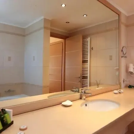 Dreamy Jasmine In Skiathos With Your Exclusive Private Pool