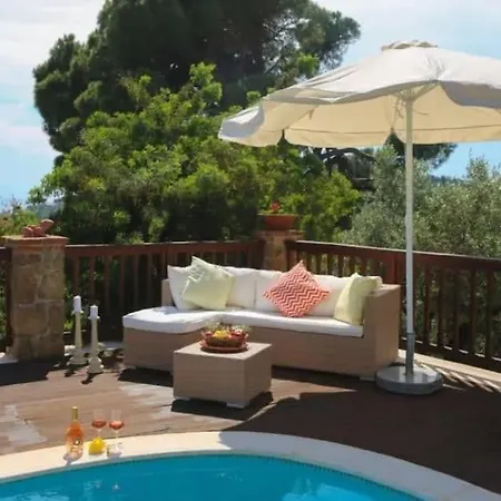 Dreamy Jasmine In Skiathos With Your Exclusive Private Pool *